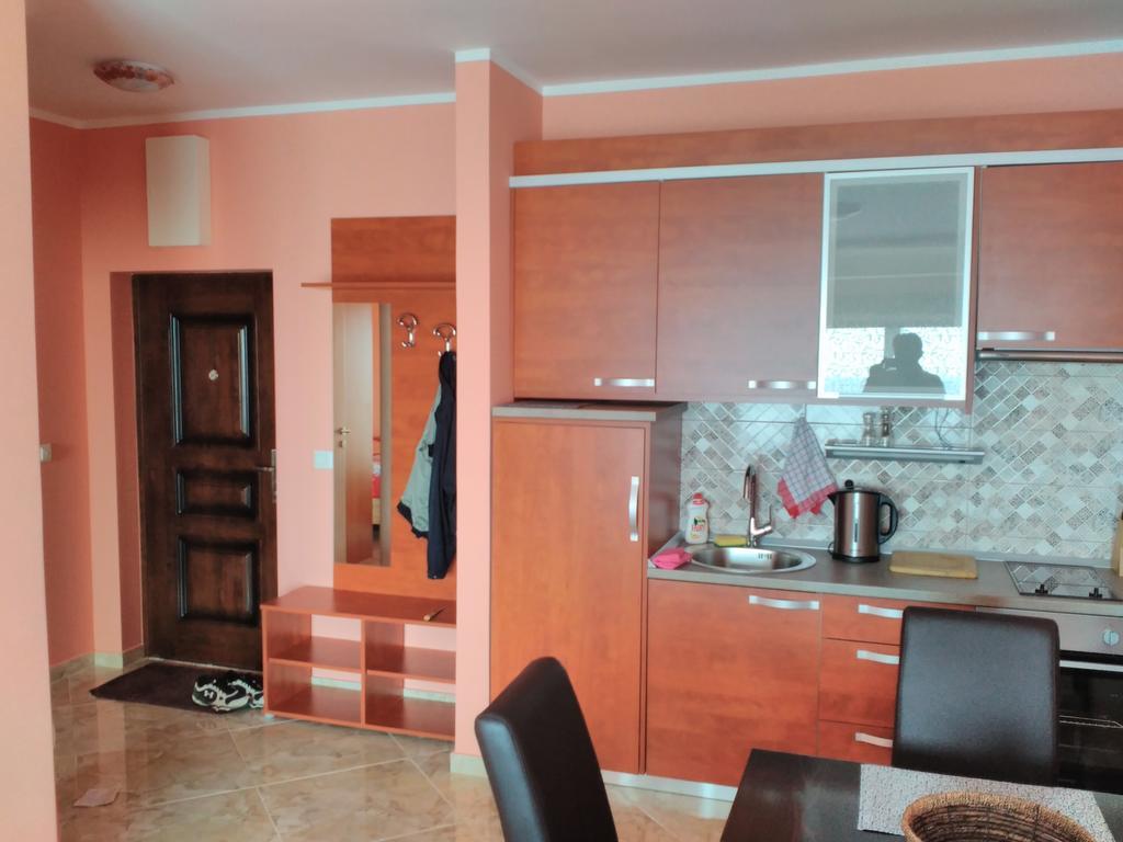 Apartment Sea Space Dobra Voda Exterior foto